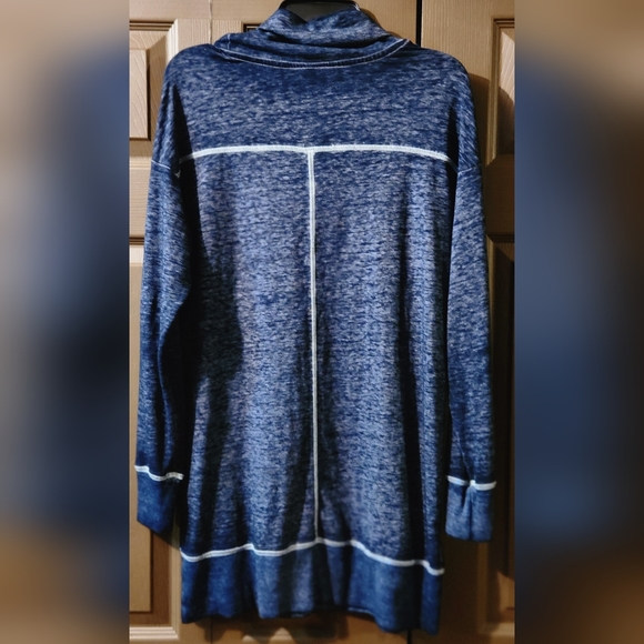 (NWOT) MTA SPORT Womens Medium Cowl Neck Active Wear Pullover - Picture 2 of 3